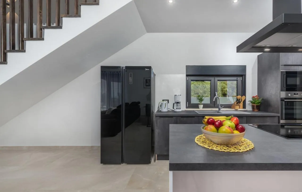 A Lovely Poolside Villa In Krnica Ideal For Family