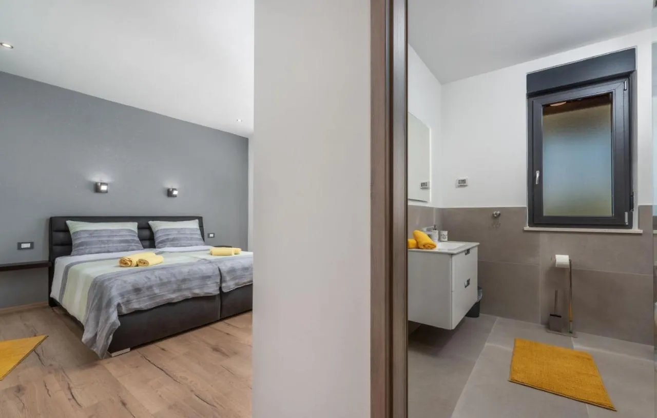 A Lovely Poolside Villa In Krnica Ideal For Family